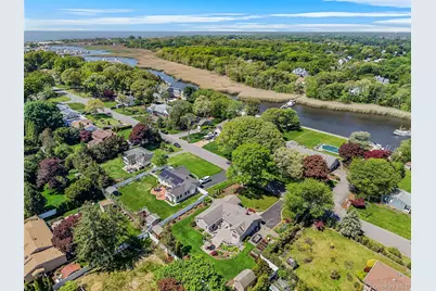 15 Evergreen Lane, Patchogue, NY 11772 - Photo 3