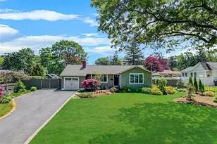 15 Evergreen Ln, Patchogue, NY 11772 - Photo 47