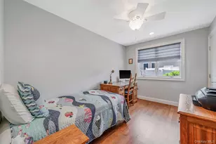 15 Evergreen Ln, Patchogue, NY 11772 - Photo 21