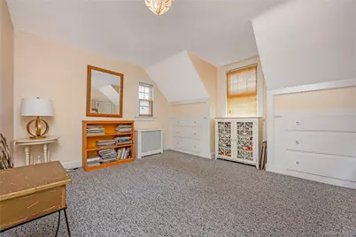 215 Melville Road, Farmingdale, NY 11735 - Photo 17