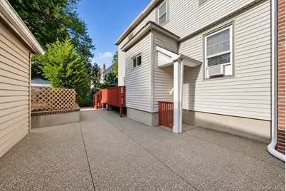 47 Glover Avenue, Yonkers, NY 10704 - Photo 31