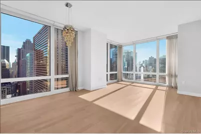247 W 46th Street #3204, New York, NY 10036 - Photo 3