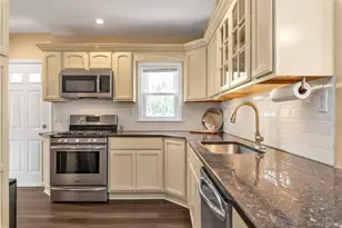 40 6th Ave, New Hyde Park, NY 11040 - Photo 5