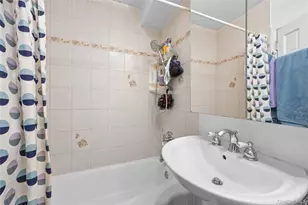 40 Daley Pl, Lynbrook, NY 11563 - Photo 9