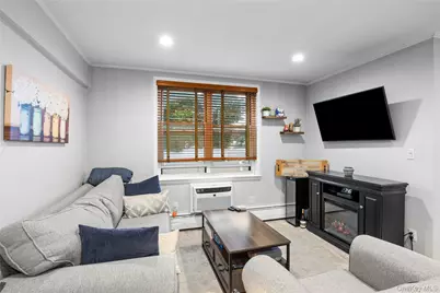 40 Daley Place #104, Lynbrook, NY 11563 - Photo 21