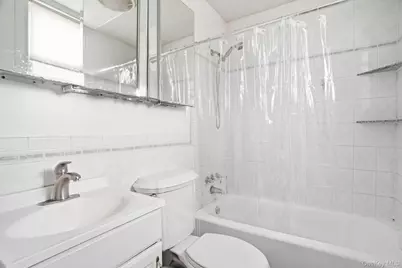 123 Fourth Avenue, Pelham, NY 10803 - Photo 13