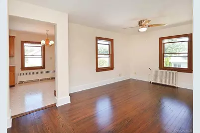 40 Perry Avenue, Bayville, NY 11709 - Photo 7