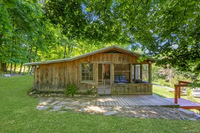 6 Woods Road, Rhinebeck, NY 12572 - Photo 1