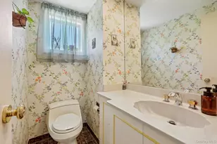 181 Finmor Dr, White Plains, NY 10607 - Photo 13
