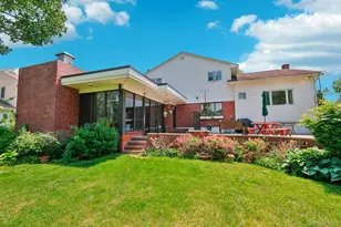 181 Finmor Dr, White Plains, NY 10607 - Photo 25