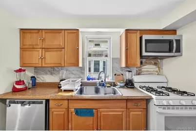 21 Dolson Avenue, Middletown, NY 10940 - Photo 9