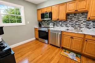 15 Colonial Ave, Fishkill, NY 12524 - Photo 13