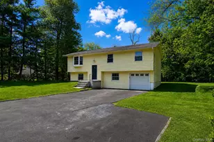 15 Colonial Ave, Fishkill, NY 12524 - Photo 7