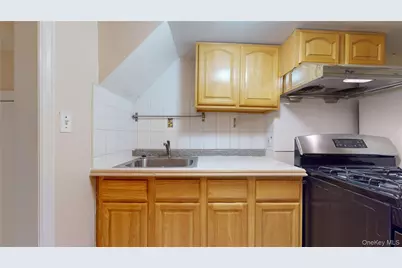 91-48 71st Avenue, Forest Hills, NY 11375 - Photo 23