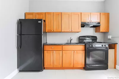4507 Ditmars Boulevard, Astoria, NY 11105 - Photo 5