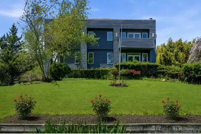 36 Roosevelt Boulevard, Patchogue, NY 11772 - Photo 3