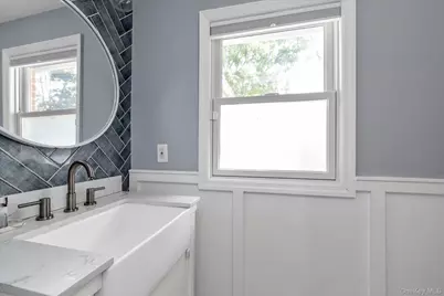 26 Latimer Court, Rockville Centre, NY 11570 - Photo 11