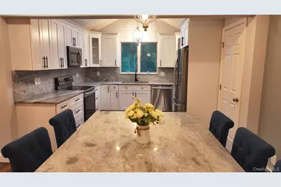 522 Moriches Road, Saint James, NY 11780 - Photo 13