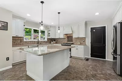 31 Ridge Road, Cortlandt Manor, NY 10567 - Photo 15
