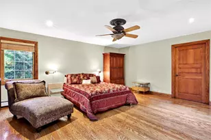 12 Avon Ln, East Hills, NY 11577 - Photo 15