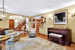 12 Avon Ln, East Hills, NY 11577 - Photo 7
