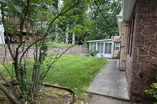 81 Hillside Terrace, New York, NY 10308 - Photo 3