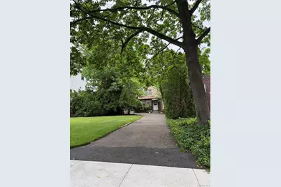 81 Hillside Terrace, New York, NY 10308 - Photo 1