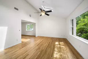 110 Franklin Ave, Valhalla, NY 10595 - Photo 9