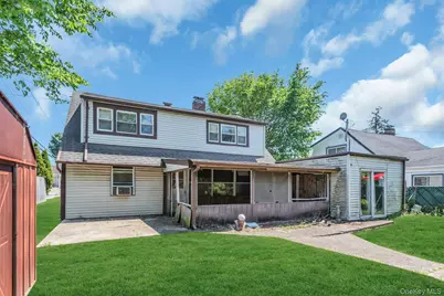 6 Shotgun Lane, Levittown, NY 11756 - Photo 23