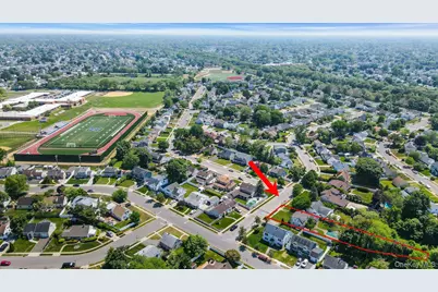 6 Shotgun Lane, Levittown, NY 11756 - Photo 29