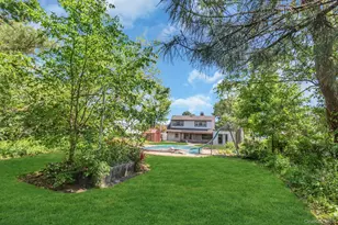 6 Shotgun Ln, Levittown, NY 11756 - Photo 25