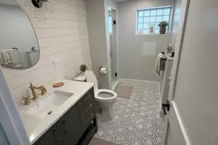 62 E 1st St, Freeport, NY 11520 - Photo 23