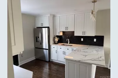 62 E 1st Street, Freeport, NY 11520 - Photo 5