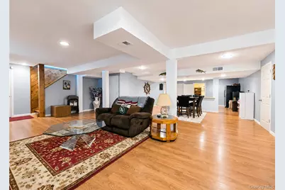 12 Laurel Lane, Holtsville, NY 11742 - Photo 21