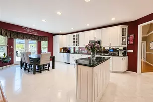 12 Laurel Ln, Holtsville, NY 11742 - Photo 7