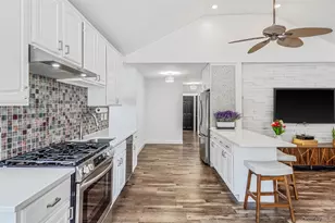 21 Forest St, Ronkonkoma, NY 11779 - Photo 9