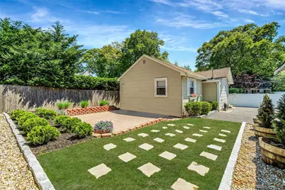 21 Forest Street, Ronkonkoma, NY 11779 - Photo 33