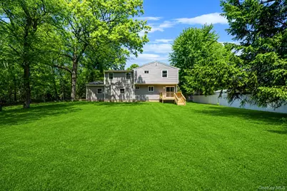 4 Evans Street, Coram, NY 11727 - Photo 23