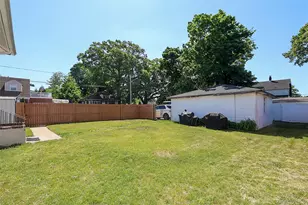 110 E Roosevelt Ave, Roosevelt, NY 11575 - Photo 25