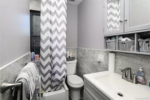 110 E Roosevelt Ave, Roosevelt, NY 11575 - Photo 19