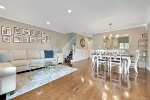 10 Pleasant Ridge Rd, Valhalla, NY 10595 - Photo 11