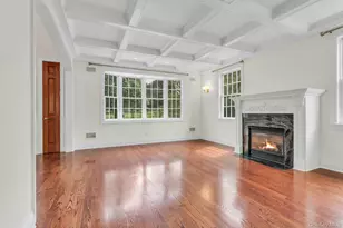 11 Plandome Dr, Manhasset, NY 11030 - Photo 9