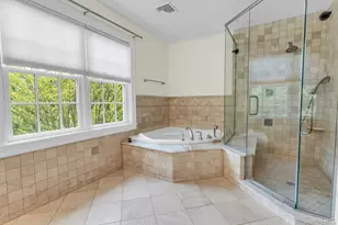 11 Plandome Dr, Manhasset, NY 11030 - Photo 25