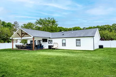 38 Long Meadow Place, South Setauket, NY 11720 - Photo 47