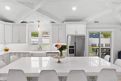 38 Long Meadow Place, South Setauket, NY 11720 - Photo 3