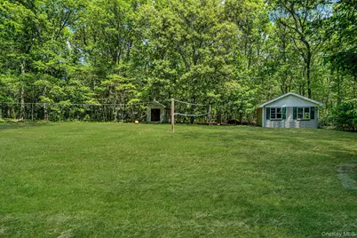 5 Valerie Court, Yaphank, NY 11980 - Photo 45