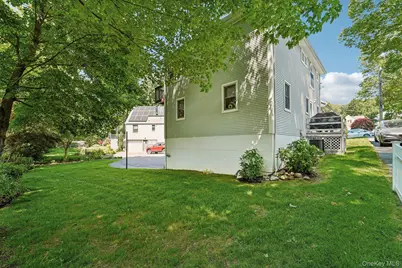 148 Seacord Road, New Rochelle, NY 10804 - Photo 27