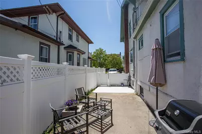 445 W Walnut Street, Long Beach, NY 11561 - Photo 27