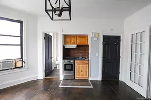 141 St James St, Kingston, NY 12401 - Photo 5