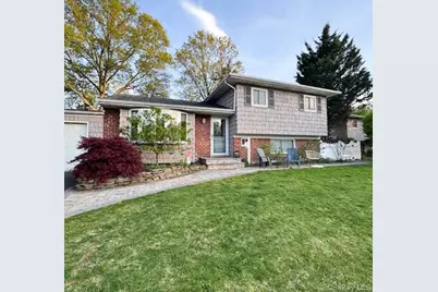 12 Weiss Place, Deer Park, NY 11729 - Photo 1